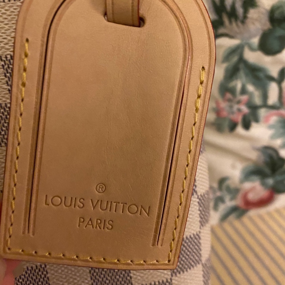 Louis Vuitton Cream and Tan Hobo Bag - Picture 5 of 11